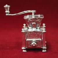 コーヒーミル（小） - 西洋骨董・アンティーク レース・ドール