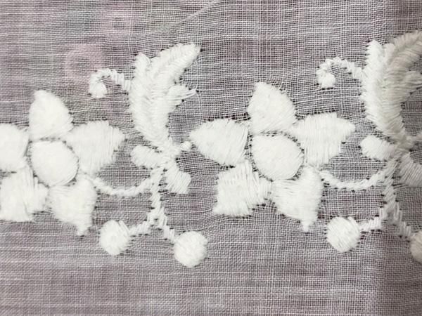 手刺繍オーガンジー生地 - 西洋骨董・アンティーク レース