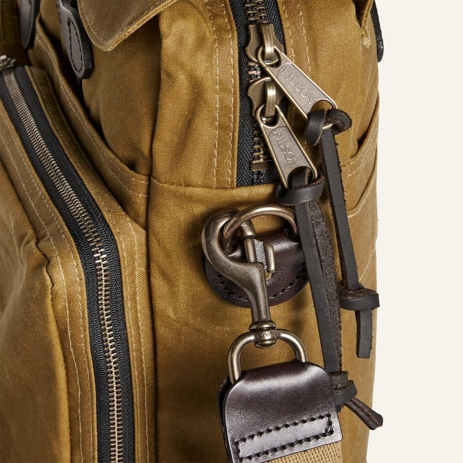 FILSON(フィルソン) 24-HOUR TIN CLOTH BRIEFCASE DARK TAN / 24