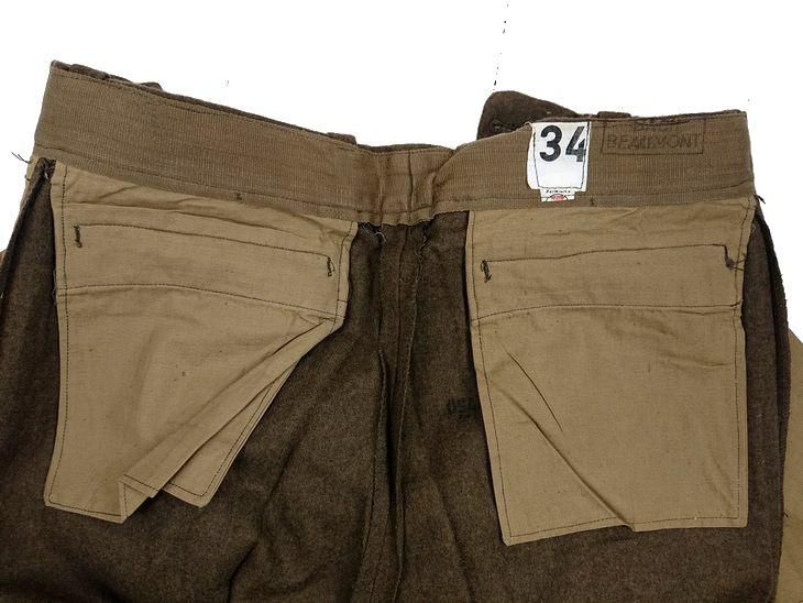とても貴重なデッドストック品で、フレンチアーミーのM52ウールパンツになります。1950~60年代