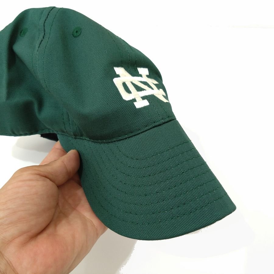 美品 ノースカロライナCAP カレッジ系 スナップバック-