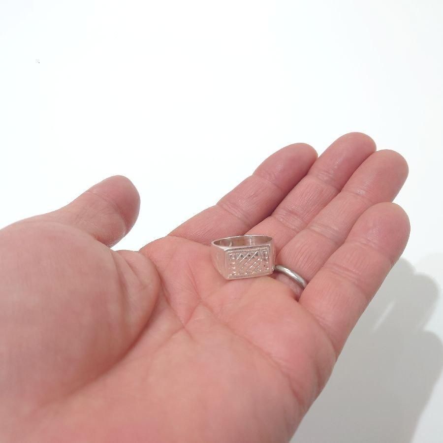 □TUAREG SILVER（トゥアレグシルバー）トゥアレグ族のシルバー