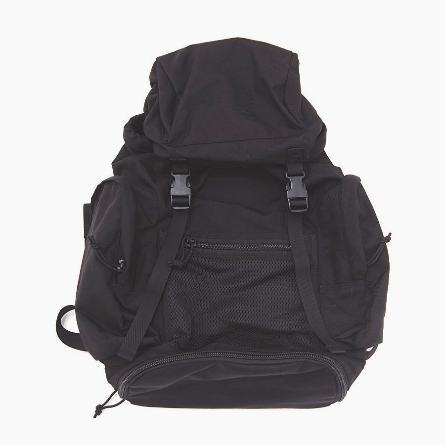 <img class='new_mark_img1' src='https://img.shop-pro.jp/img/new/icons12.gif' style='border:none;display:inline;margin:0px;padding:0px;width:auto;' /> BRITISH ARMY BACK PACK 30L Rucksack BLACK DEAD STOCK