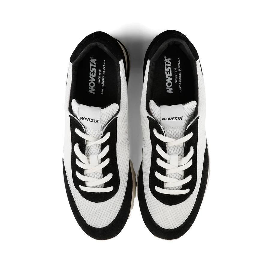 <img class='new_mark_img1' src='https://img.shop-pro.jp/img/new/icons12.gif' style='border:none;display:inline;margin:0px;padding:0px;width:auto;' />NOVWSTA (Υ٥MARATHON RUNNER TRAILʥޥ饽ʡȥ쥤 BLACK/WHITE40 41 42 43