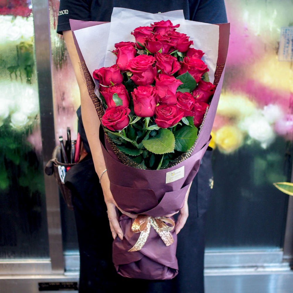 赤バラの花束 ワンサイド フラワー バルーンショップ Blossom 神戸 三宮店