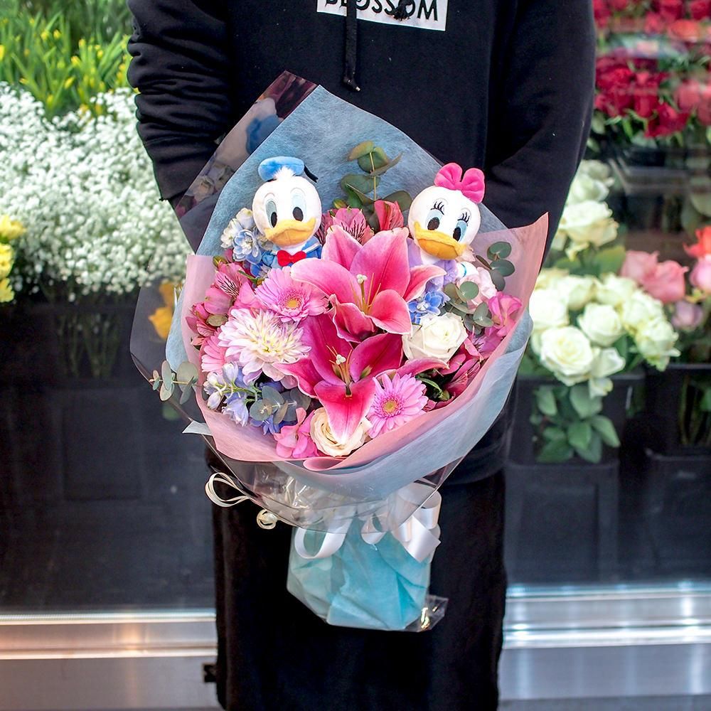 ディズニーぬいぐるみ花束 フラワー バルーンショップ Blossom 神戸 三宮店 ディズニーぬいぐるみ花束 フラワー バルーンショップ Blossom 神戸 三宮店