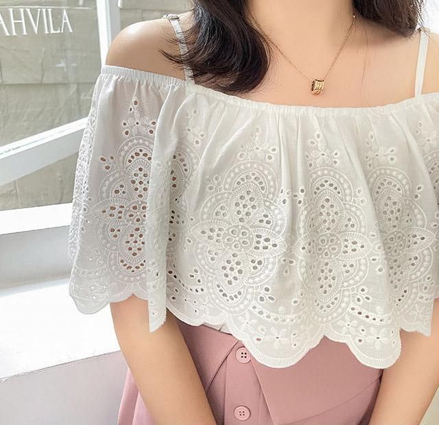 透かし彫りオフショルブラウス☆ - 大きいサイズの韓国レディース