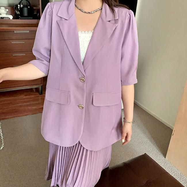 きちんと女性らしく。半袖ジャケット×プリーツスカート上下