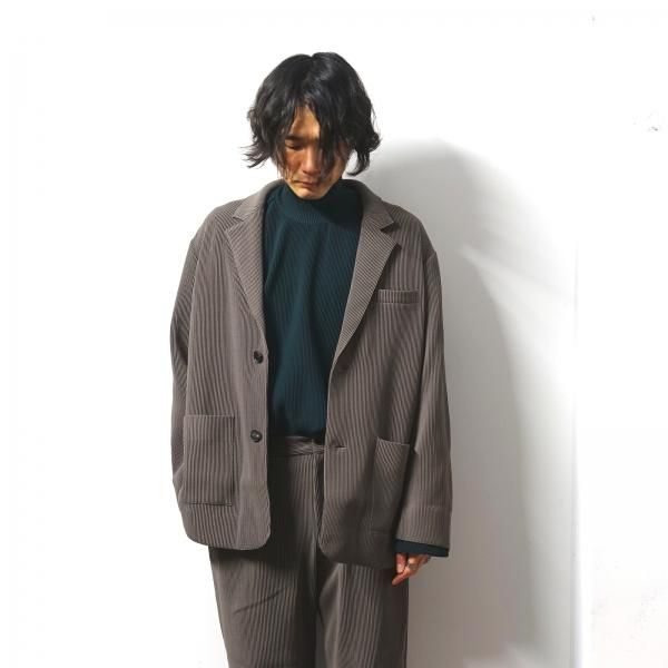 heugnstein OVERSIZED GRADATION PLEATS JACKET