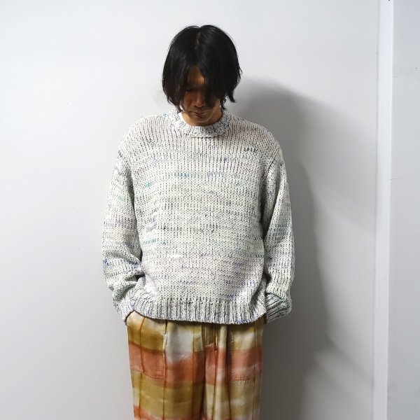 <img class='new_mark_img1' src='https://img.shop-pro.jp/img/new/icons13.gif' style='border:none;display:inline;margin:0px;padding:0px;width:auto;' />URU(ウル)/CREW NECK KNIT/White