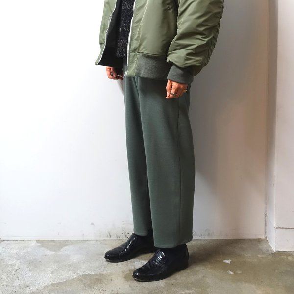 <img class='new_mark_img1' src='https://img.shop-pro.jp/img/new/icons16.gif' style='border:none;display:inline;margin:0px;padding:0px;width:auto;' />URU(ウル)/5 POCKET PANTS/S.Green