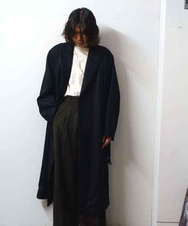 <img class='new_mark_img1' src='https://img.shop-pro.jp/img/new/icons13.gif' style='border:none;display:inline;margin:0px;padding:0px;width:auto;' />stein(シュタイン)/OVERSIZED MAXI-LENGTH DOUBLE BREASTED COAT/Black