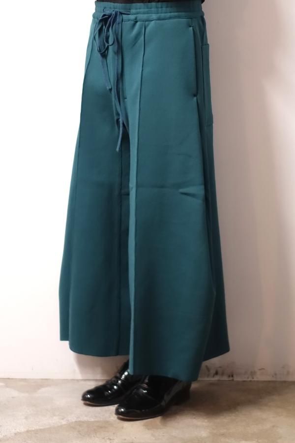 SHINYAKOZUKA(シンヤコズカ)/KNITTED PANTALON/POOL GREEN 通販