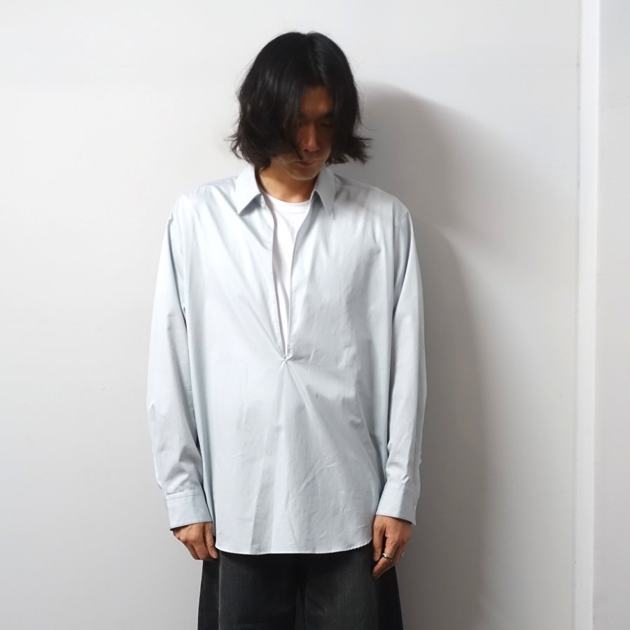 <img class='new_mark_img1' src='https://img.shop-pro.jp/img/new/icons13.gif' style='border:none;display:inline;margin:0px;padding:0px;width:auto;' />ssstein(奿)/OVERSIZED SKIPPER SHIRT/OFF GREY
