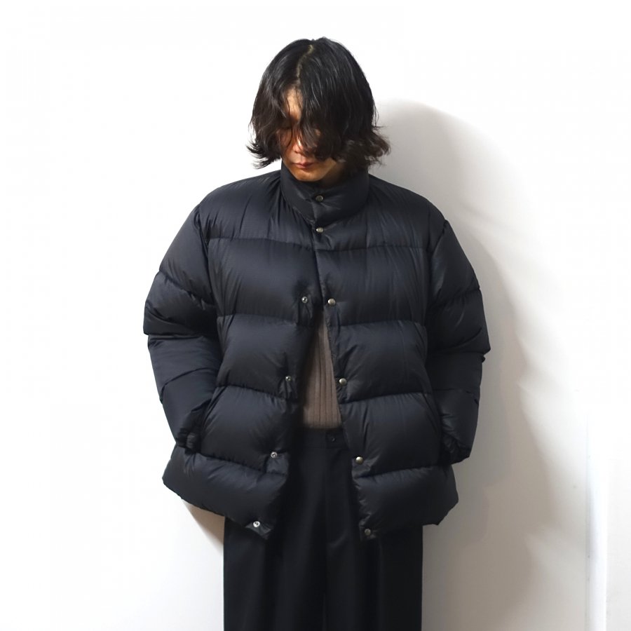 <img class='new_mark_img1' src='https://img.shop-pro.jp/img/new/icons13.gif' style='border:none;display:inline;margin:0px;padding:0px;width:auto;' />URU()/DOWN JACKET/BLACK