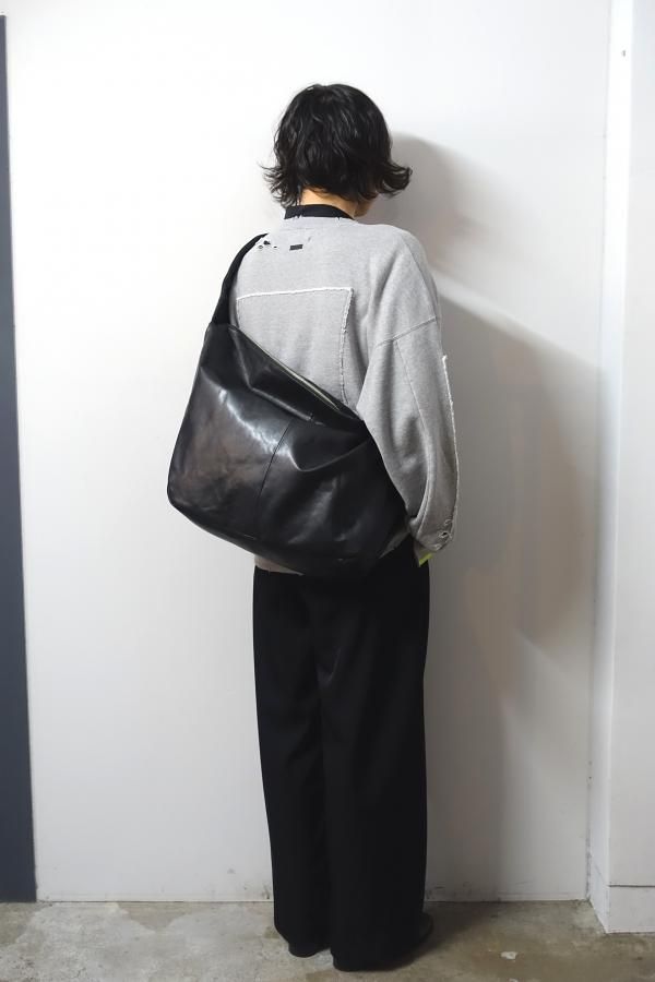 ssstein(シュタイン)/SHIRRING HANDLE LEATHER SHOULDER BAG