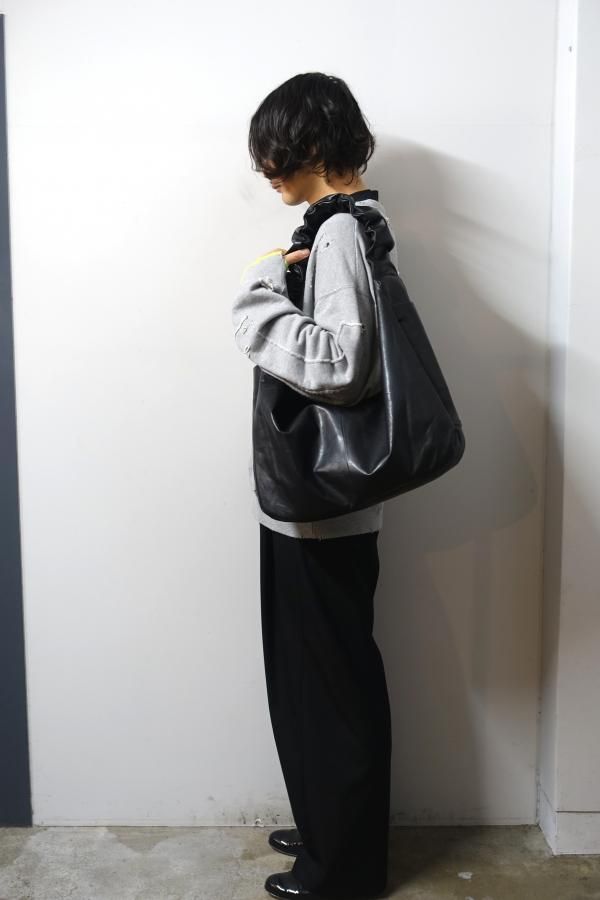 ssstein(シュタイン)/SHIRRING HANDLE LEATHER SHOULDER BAG