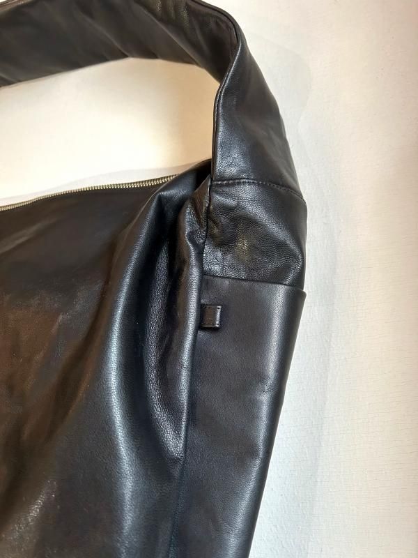 ssstein(シュタイン)/SHIRRING HANDLE LEATHER SHOULDER BAG