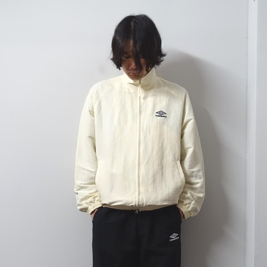 <img class='new_mark_img1' src='https://img.shop-pro.jp/img/new/icons13.gif' style='border:none;display:inline;margin:0px;padding:0px;width:auto;' />ssstein(奿) UMBRO/LINEN/NYLON TRACK JACKET/IVORY