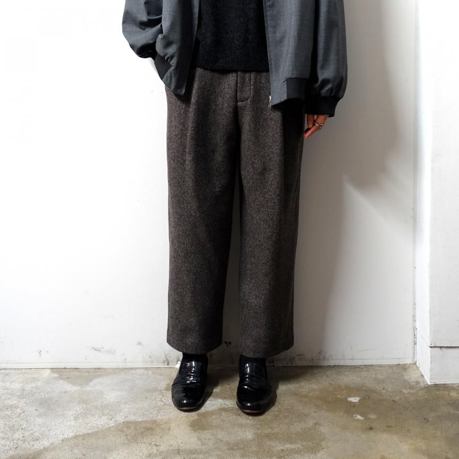 <img class='new_mark_img1' src='https://img.shop-pro.jp/img/new/icons13.gif' style='border:none;display:inline;margin:0px;padding:0px;width:auto;' />URU()/1 TUCK PANTS/BROWN