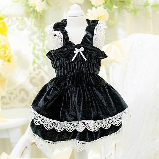 Emily Temple✨️ベロア黒レースワンピ 上品クラシカ ル 大人可愛い♡ Emily Temple✨️ベロア黒レースワンピ 上品クラシカ ル 大人可愛い