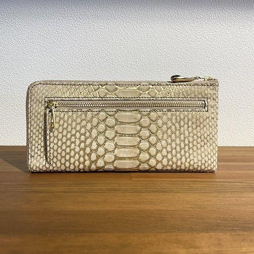 極美品 FU-SI FERNALLE フーシフェルナーレ パイソン 長財布 蛇革 極美品 FU-SI FERNALLE フーシフェルナーレ パイソン 長財布 蛇革