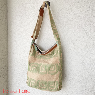 <img class='new_mark_img1' src='https://img.shop-pro.jp/img/new/icons57.gif' style='border:none;display:inline;margin:0px;padding:0px;width:auto;' />Laisser Faireۡ߻ɽBEۡ25,300ߢ20%off