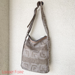 <img class='new_mark_img1' src='https://img.shop-pro.jp/img/new/icons22.gif' style='border:none;display:inline;margin:0px;padding:0px;width:auto;' />Laisser Faireۡ߻ɽGYۡ25,300ߢ20%off