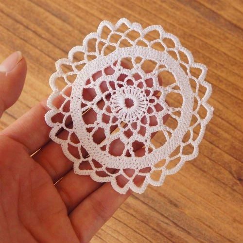 ハンガリー ドイリー レース 1スクエア 正方形 中 Hungary