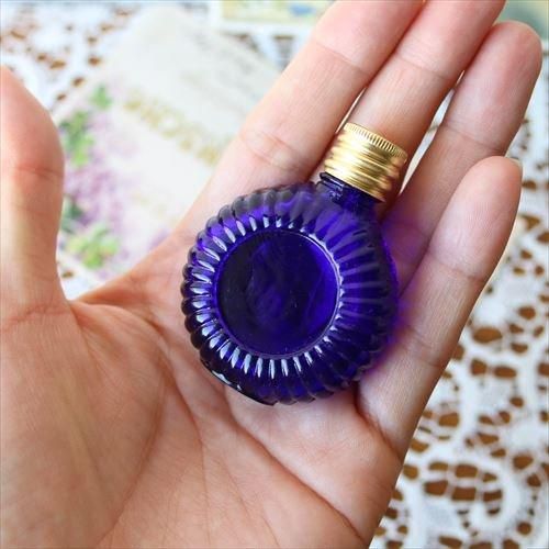 チェコスロバキア ボヘミアガラスの香水瓶 丸型BL - tekuteku東欧雑貨店