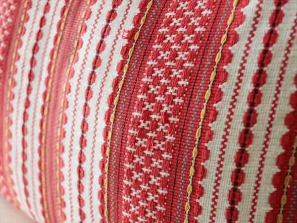 東欧 ハンガリー　刺繍　クッションカバー　民族柄 ハンガリー 刺繍のクッションカバーRE 民芸ストライプ模様