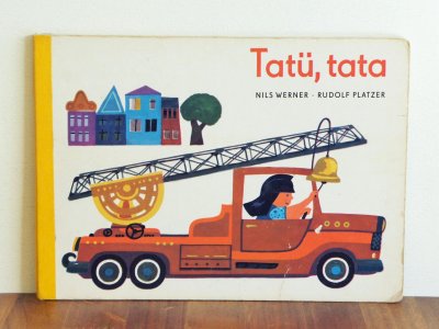 ドイツ ボードブック絵本WH tatü,tata 消防車 - 旅するワクワクに出会える東欧雑貨店 tekuteku