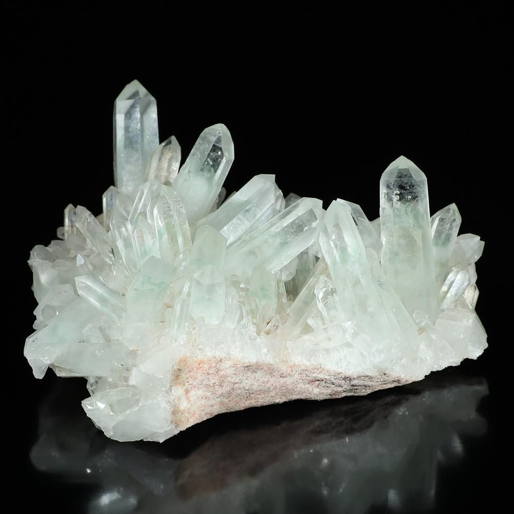 マダガスカル産グリーンファントムクォーツ クラスター原石(横