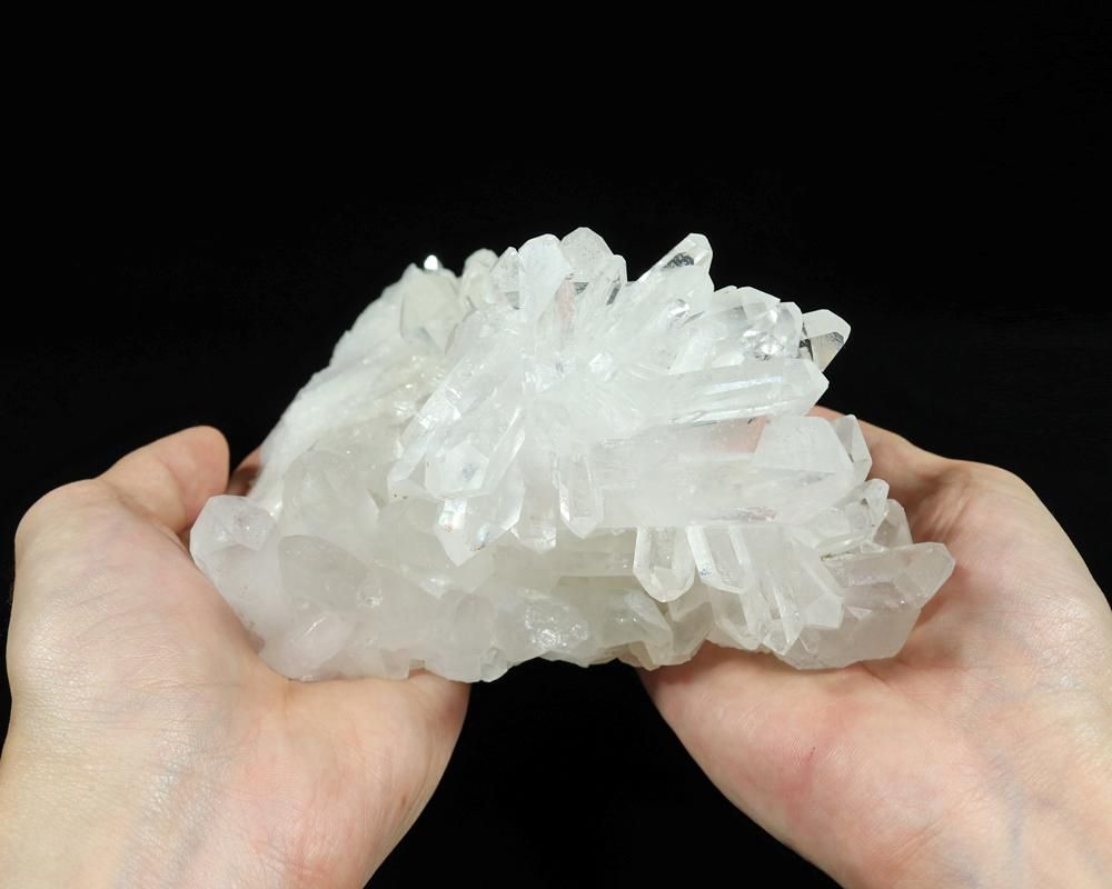 パキスタン・スカルドゥ産ヒマラヤ水晶 クラスター原石(型番cc1079)