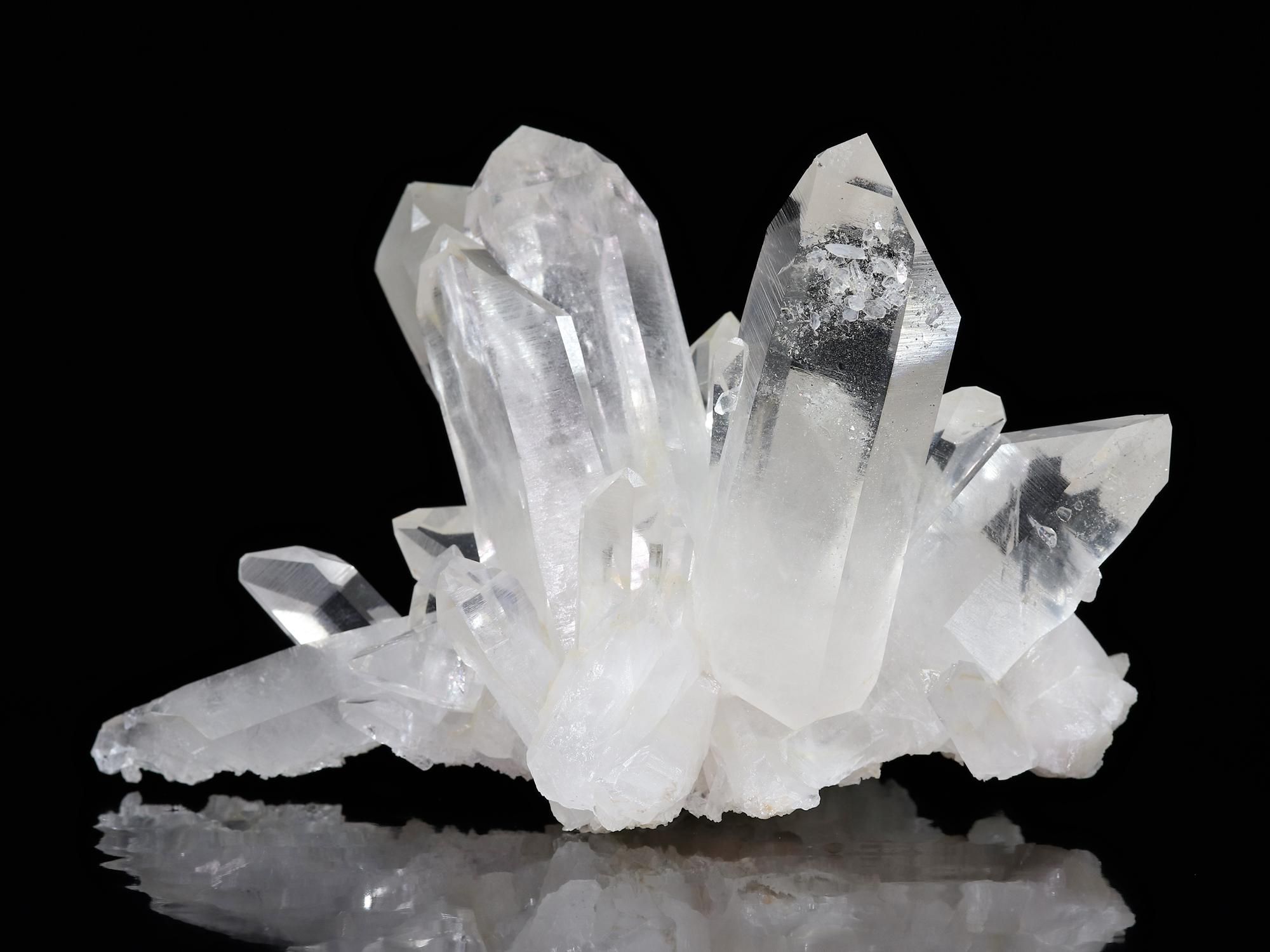 100万円で、購入した水晶 日本産水晶・Quartz ＞ 水 晶・Quartz ［草入り水晶]