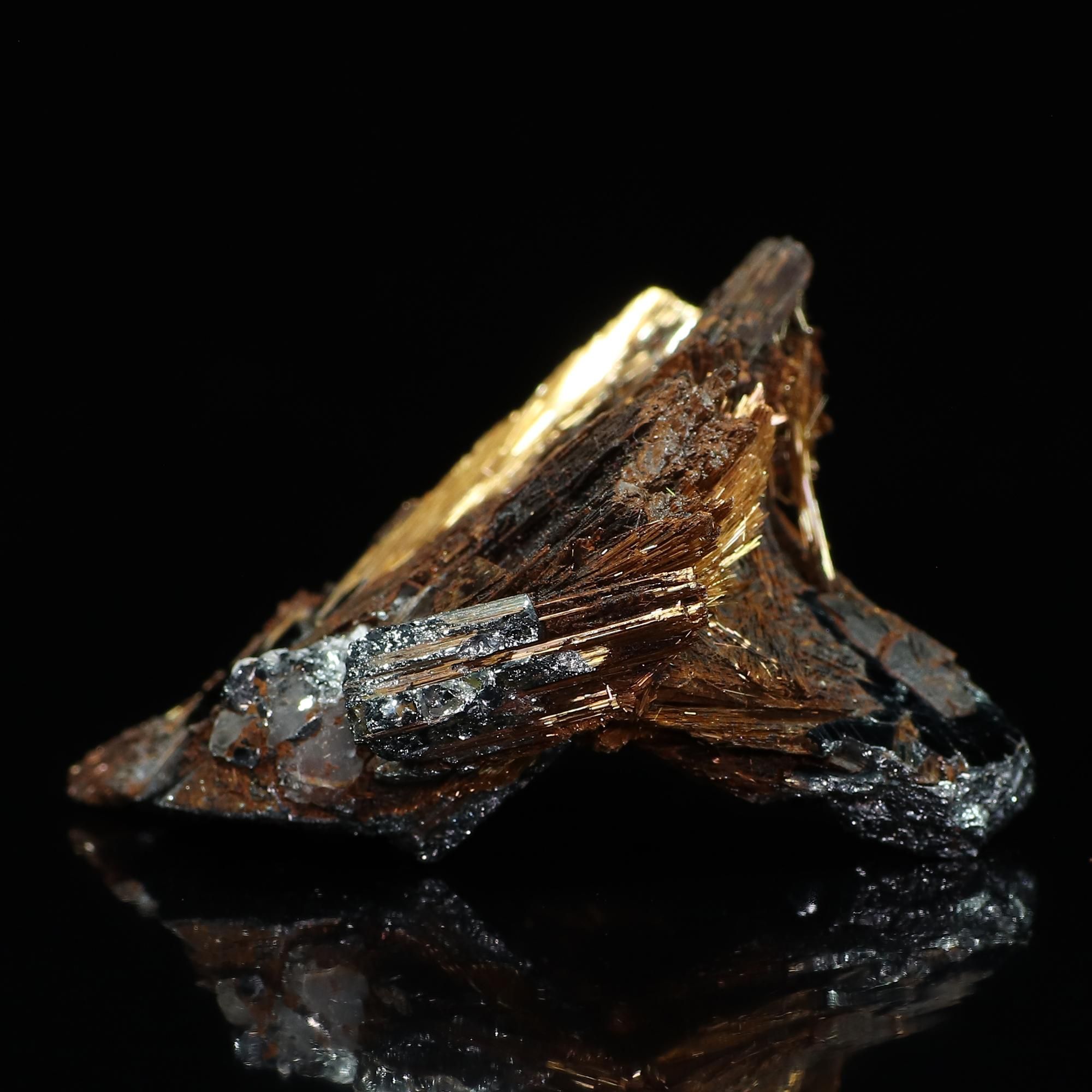 超激レア/貴重なブロンズルチルの標本/55gもある大きな結晶
