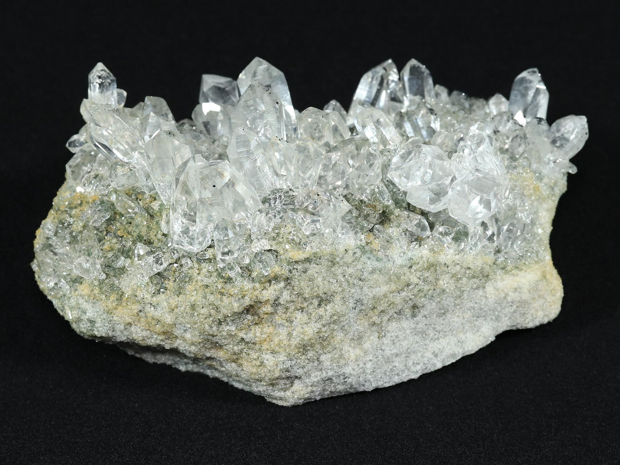 高品質/アナテース(付着量多)/クローライト/透明/光沢・照り】インド