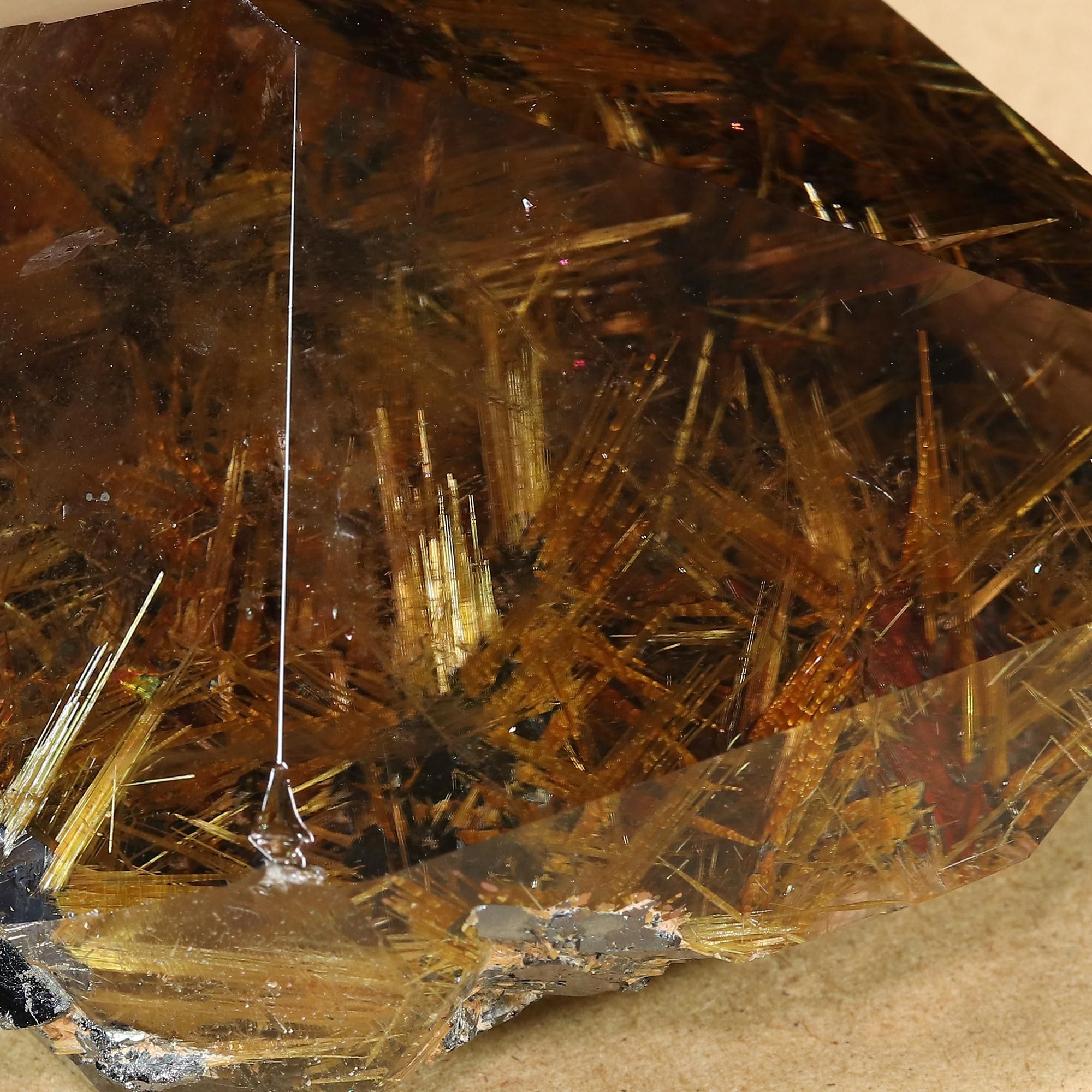 太陽放射タイチンルチルクォーツ ポリッシュポイント 磨き石　置物 厳選一点物】太陽放射タイチンルチルクォーツ ポリッシュ