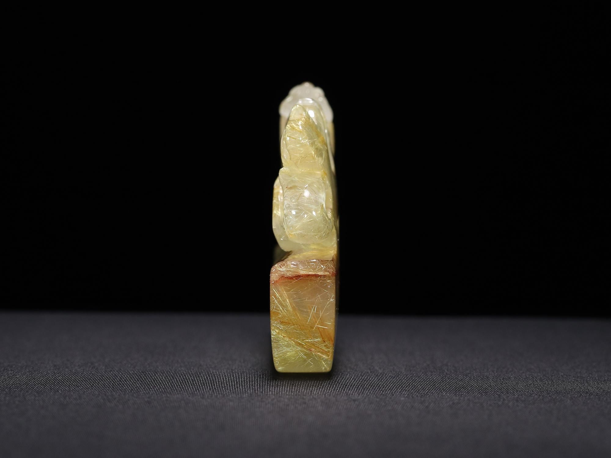 小型で省スペース/玄関やリビングに置く風水アイテムとしてお勧め