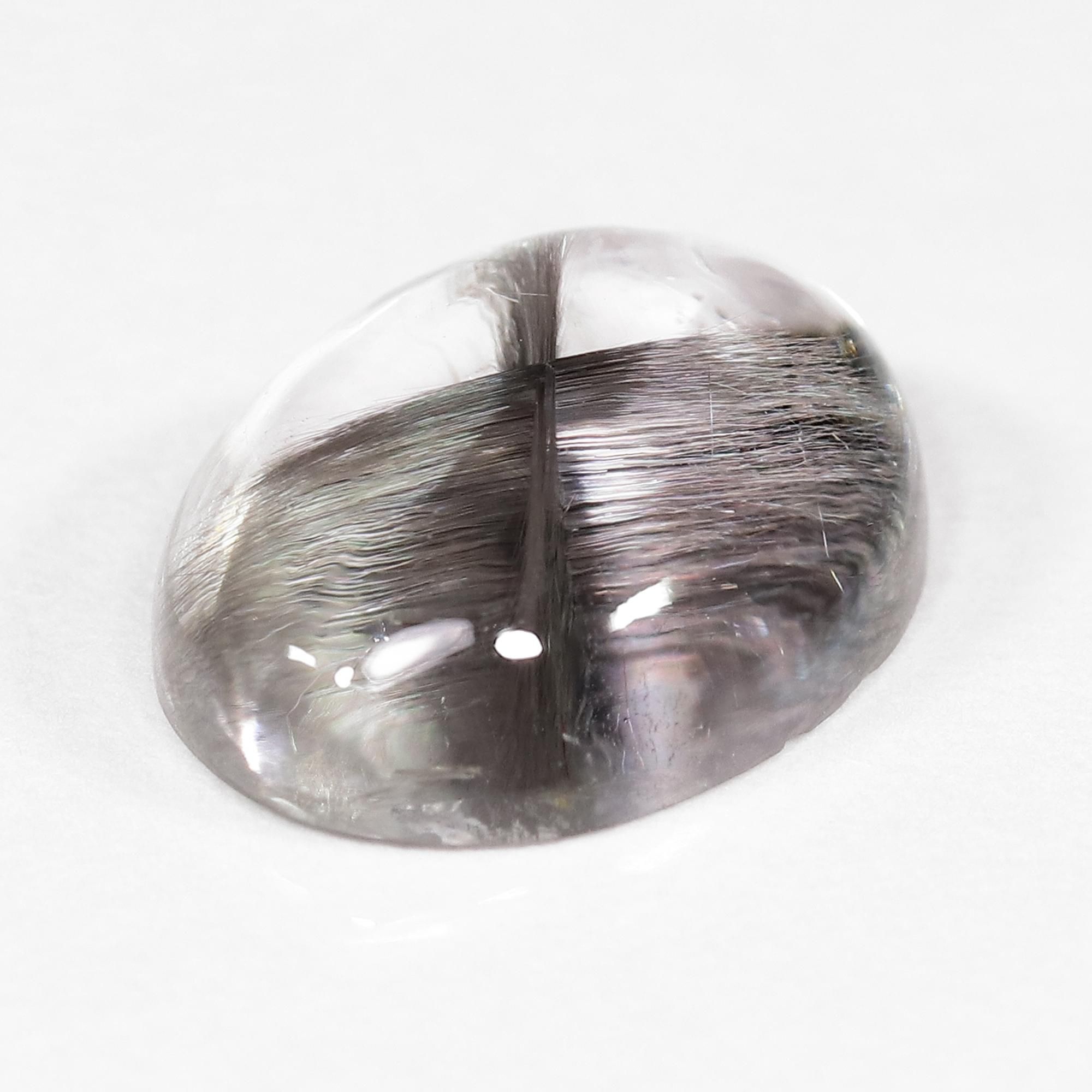 プラチナルチルがクロス(X)している珍しいルース】クロス(X)状プラチナ