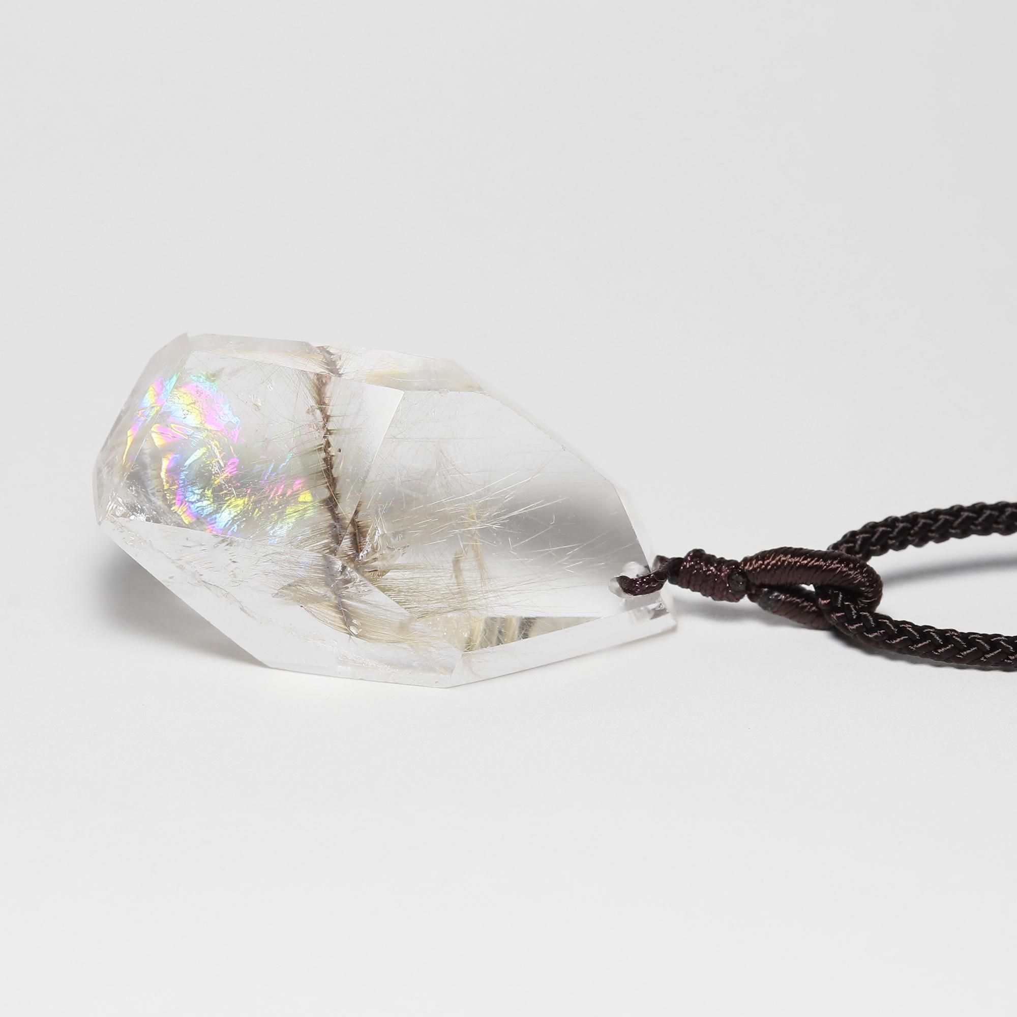 アイリス(レインボー)・プラチナルチルクォーツ フリーシェイプカット