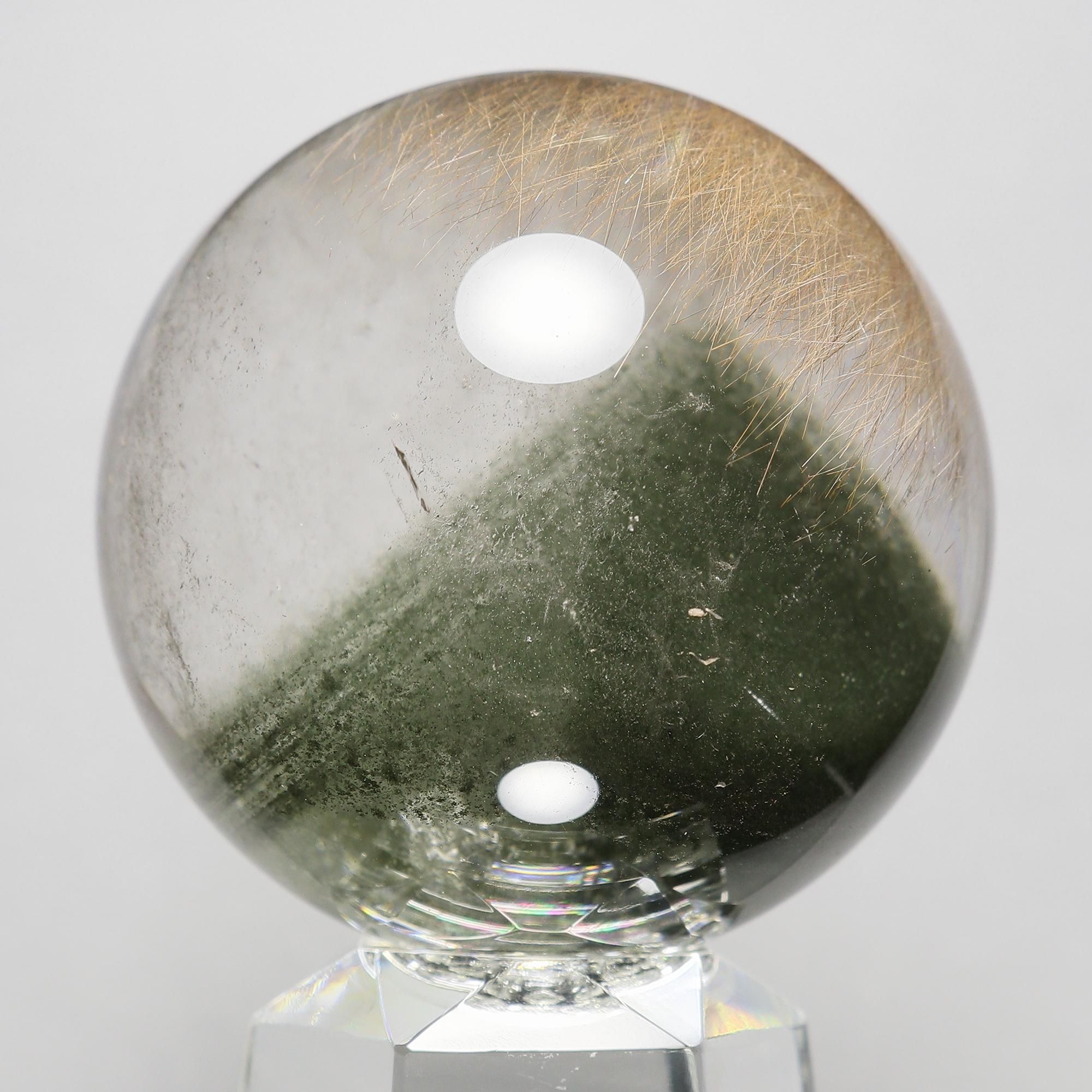 超希少‼️グリーンルチルクォーツの丸玉 激レア/ルチルクォーツに大型で色味の濃いグリーンファントム入り