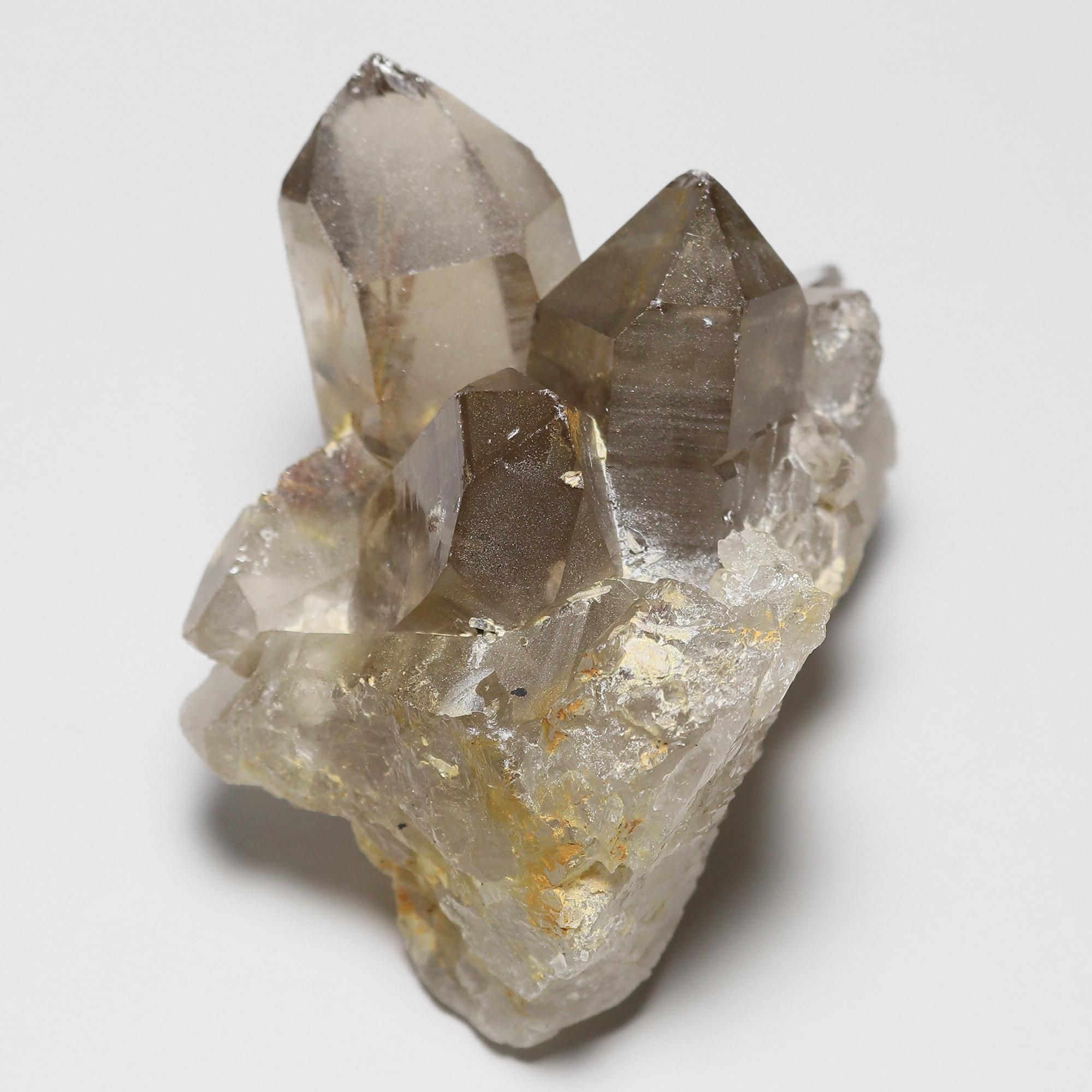 スター状の太陽放射ルチルを内包した希少抜群の原石/観賞用・鉱物標本