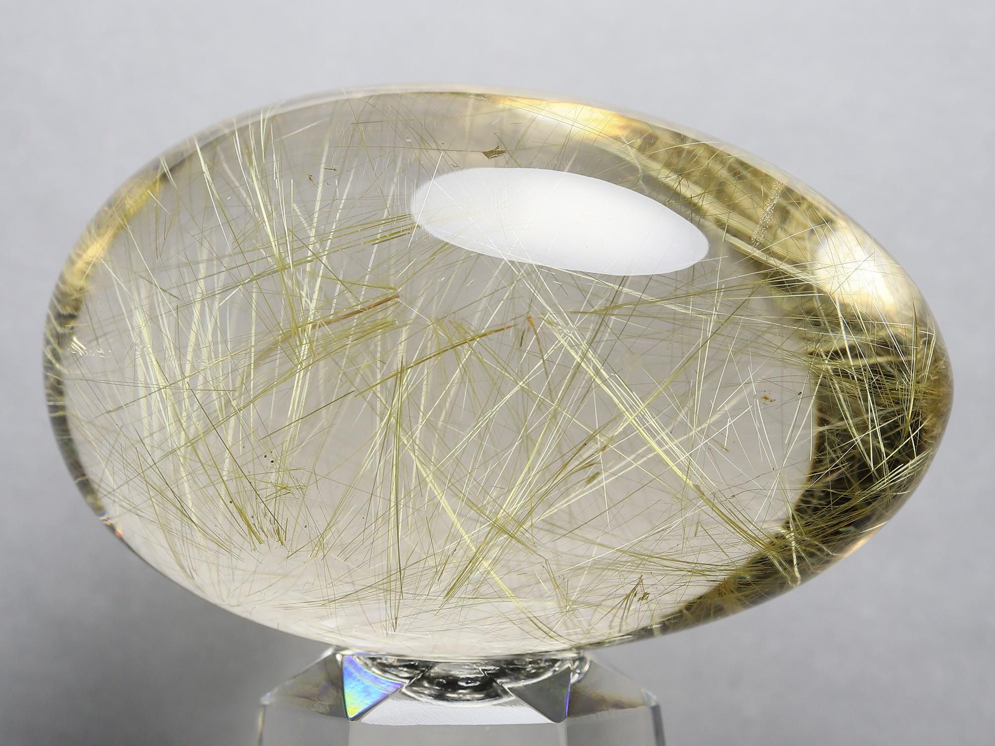 希少/ありそうでないエッグ型】ゴールドルチルクォーツ エッグ