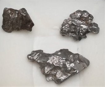 ☆メテオライト・・鉄隕石・・・カンポデルシエロ（隕鉄）原石 - 開運