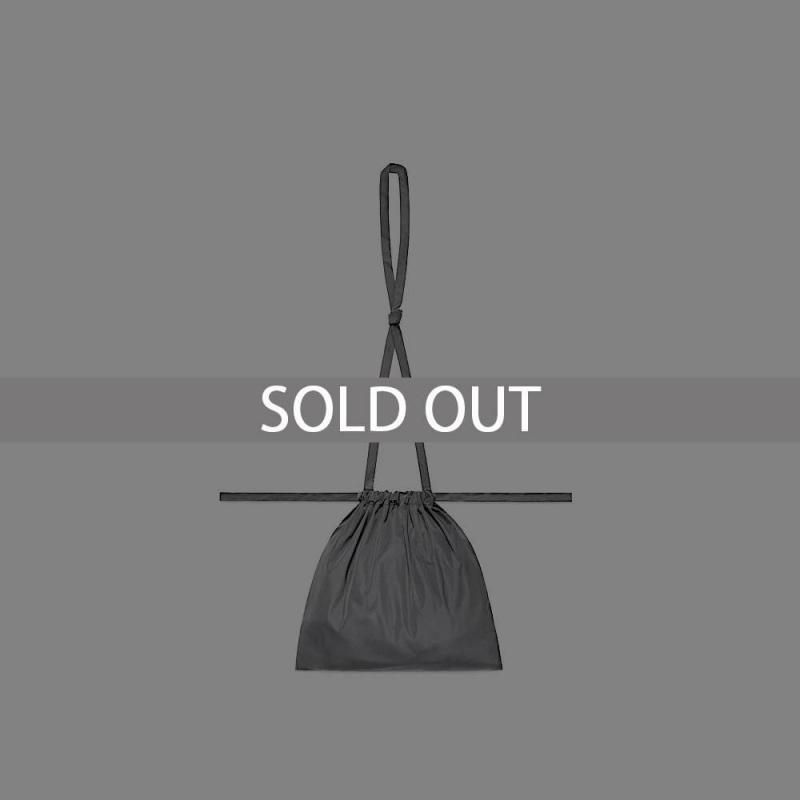 <img class='new_mark_img1' src='https://img.shop-pro.jp/img/new/icons47.gif' style='border:none;display:inline;margin:0px;padding:0px;width:auto;' />Drawstring Bag SSSTRAP GRAY