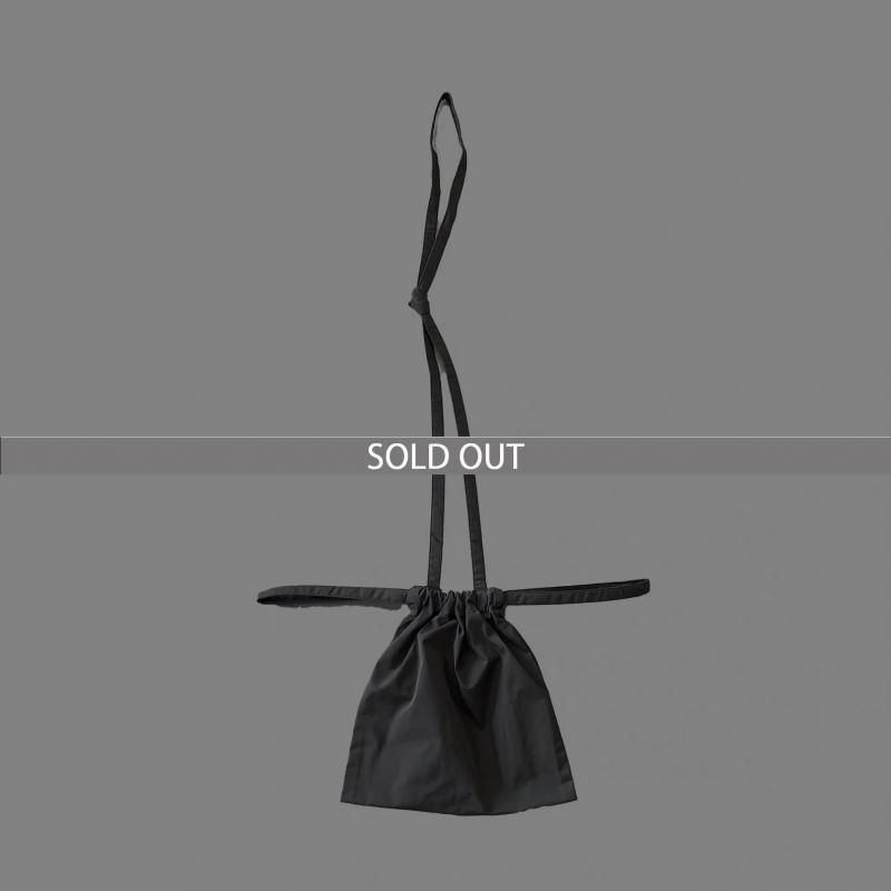 <img class='new_mark_img1' src='https://img.shop-pro.jp/img/new/icons47.gif' style='border:none;display:inline;margin:0px;padding:0px;width:auto;' />Drawstring Bag XSSTRAP GRAY