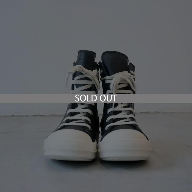 <img class='new_mark_img1' src='https://img.shop-pro.jp/img/new/icons47.gif' style='border:none;display:inline;margin:0px;padding:0px;width:auto;' />SNEAKERS / BLK MILK MILK