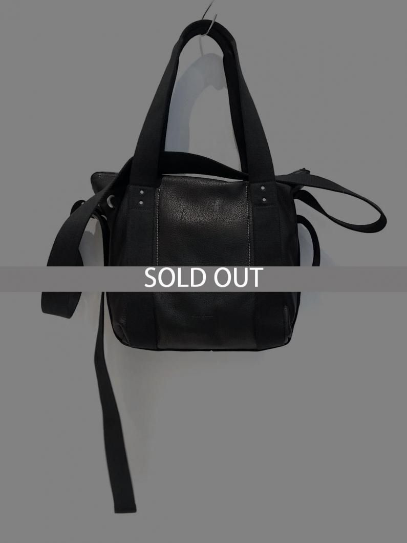 <img class='new_mark_img1' src='https://img.shop-pro.jp/img/new/icons47.gif' style='border:none;display:inline;margin:0px;padding:0px;width:auto;' />MINI TROLLEY BAG 