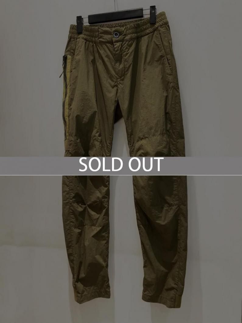 <img class='new_mark_img1' src='https://img.shop-pro.jp/img/new/icons47.gif' style='border:none;display:inline;margin:0px;padding:0px;width:auto;' />SIDE ZIP FIELD PANTS